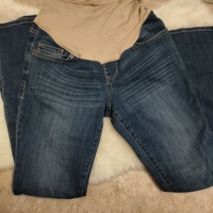 Old Navy Maternity Jeans 6